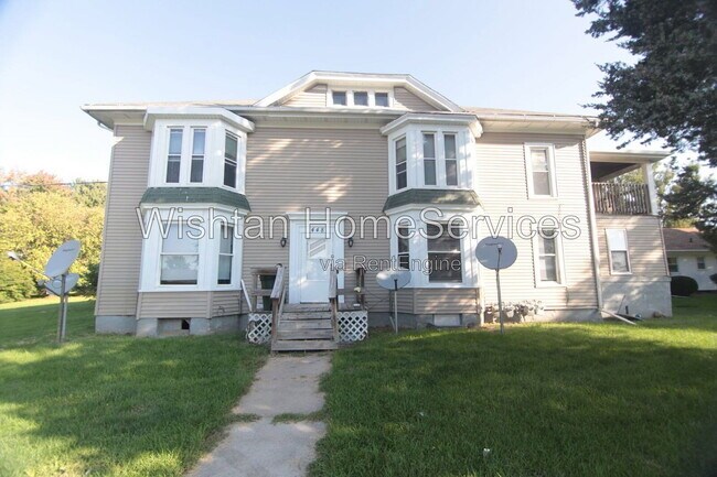 Building Photo - 448 W 3rd Ave