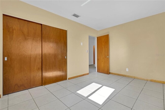 Building Photo - 2675 East Bay Isle Dr SE