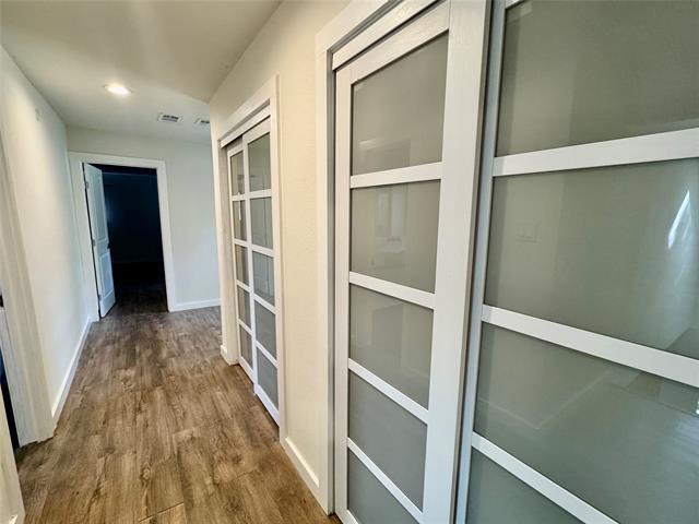 Building Photo - 211 Mill Creek Dr