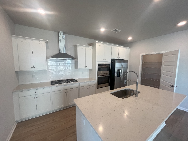 Building Photo - 5004 Del Corso St