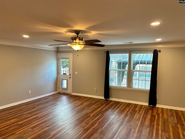 Building Photo - 168 Regency Dr