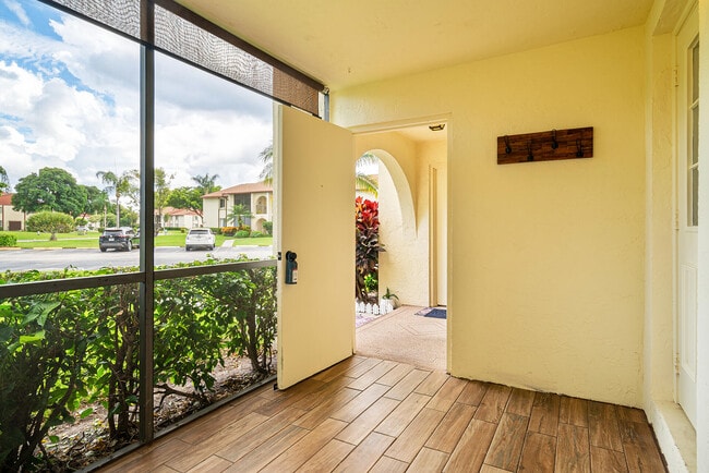 Building Photo - 4995 Sable Pine Cir