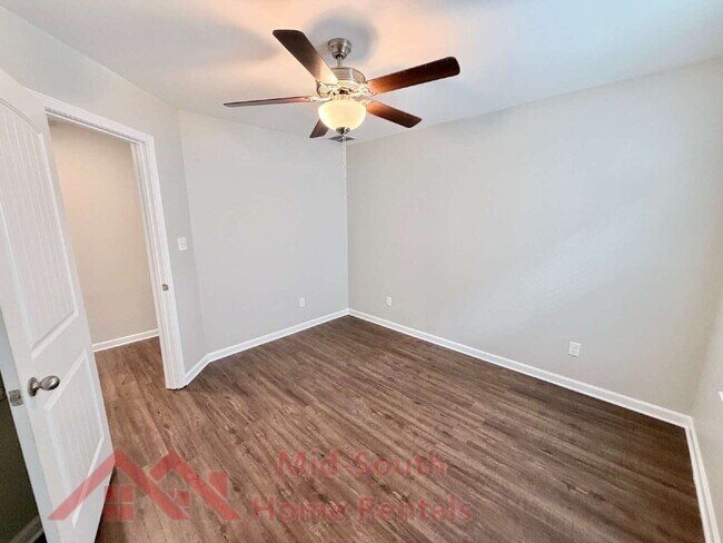 Building Photo - 82 N Rembert St