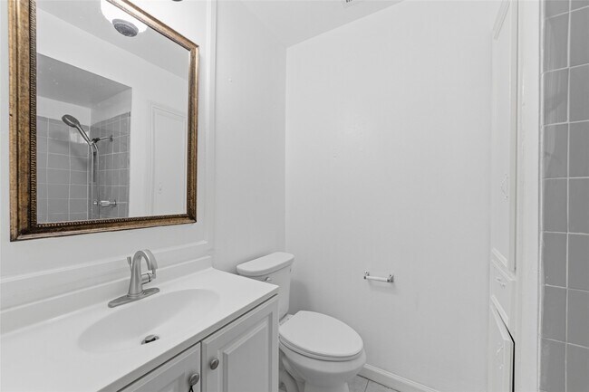 Building Photo - 11311 Hazen St