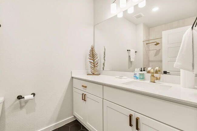 Building Photo - 12600 Purple Prairie Ln