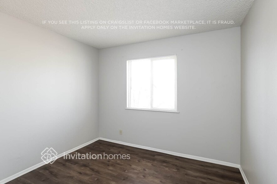 Building Photo - 14426 North 42nd Pl