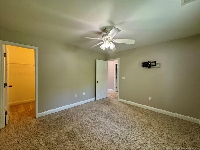 Building Photo - 112 Palmate Ct