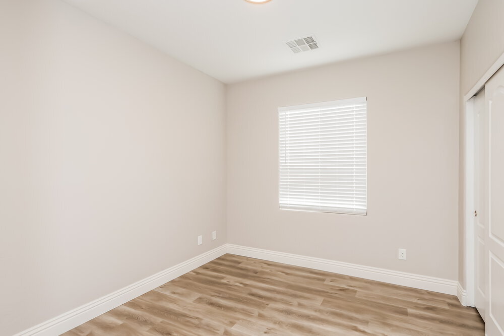 Building Photo - 7585 Perla Del Mar Ave
