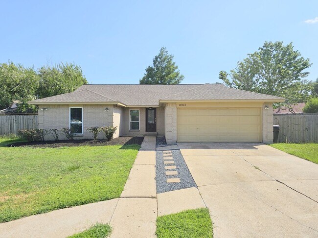 Building Photo - 10615 Heatherford Dr
