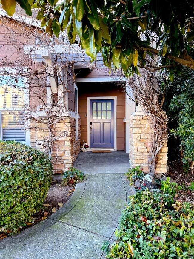 Building Photo - 41 Presidio Dr