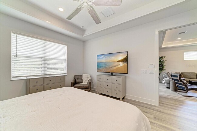 Building Photo - 1047 Waterline Ct