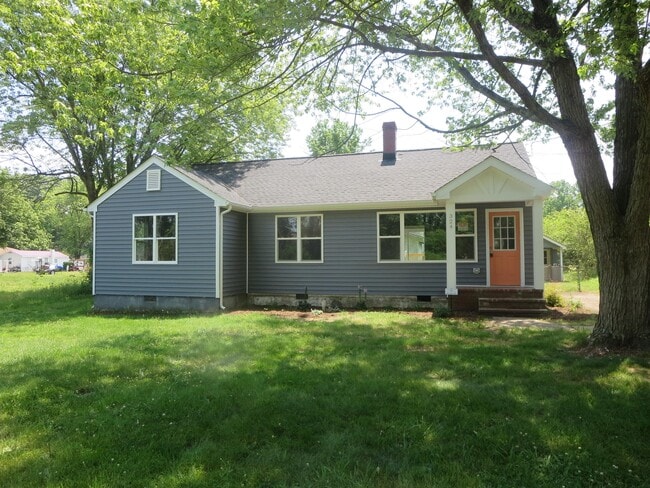 Primary Photo - 324 2nd St