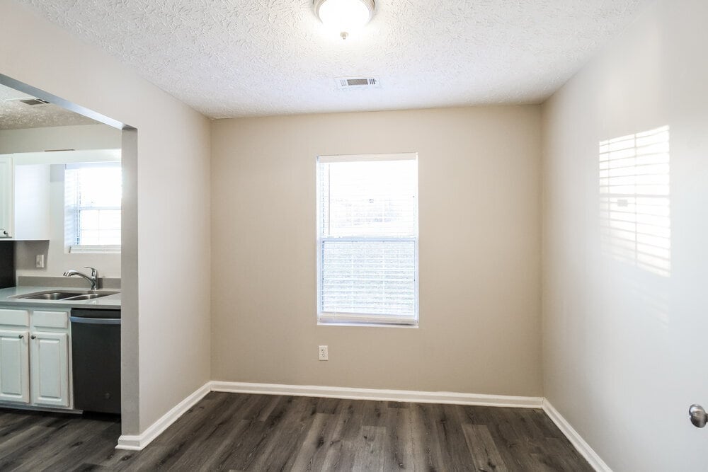 Building Photo - 39 Fairview Dr