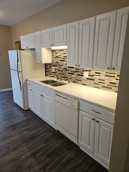 Solid surface counters - 1214 5th Ave