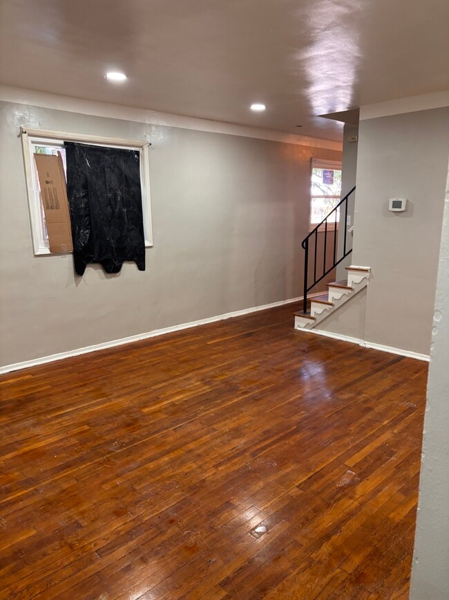 Building Photo - 2137 Braddish Ave