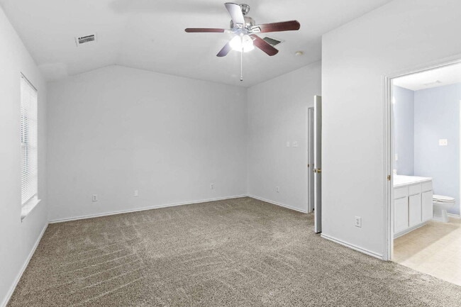 Building Photo - 51 Marble Rock Pl