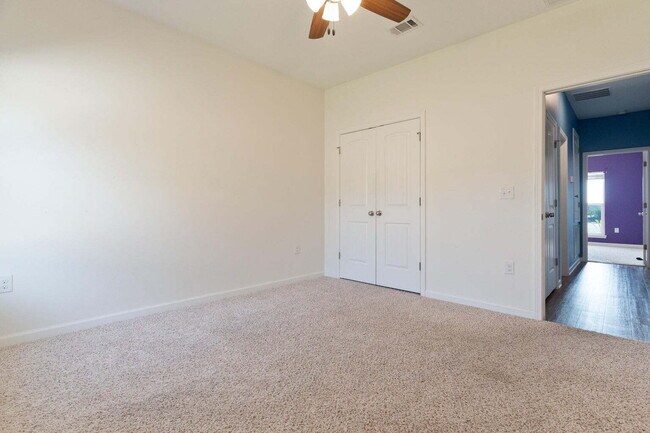 Building Photo - 303 Merlin Ct