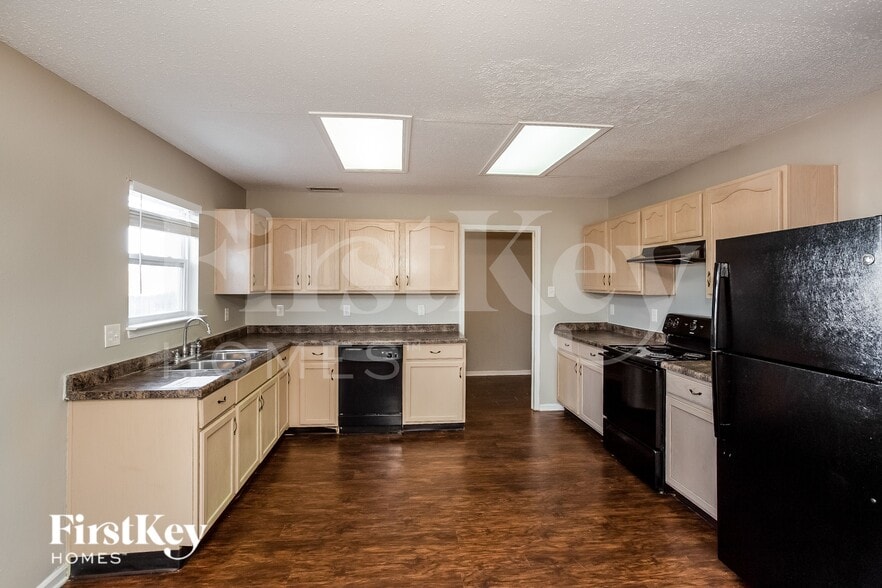 Building Photo - 9936 Boysenberry Dr