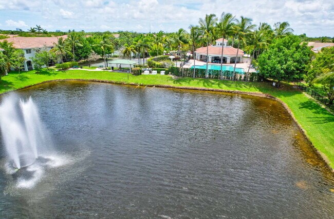 Building Photo - "Charming 2-Bed, 2-Bath Oasis in Riviera Beach – Your Perfect Retreat!"