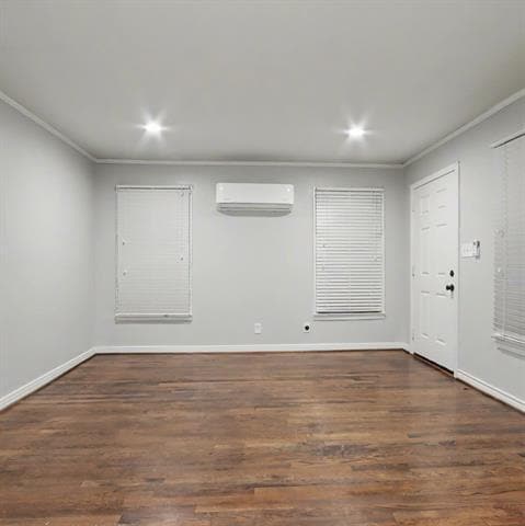 Building Photo - 3643 Lafayette Ave