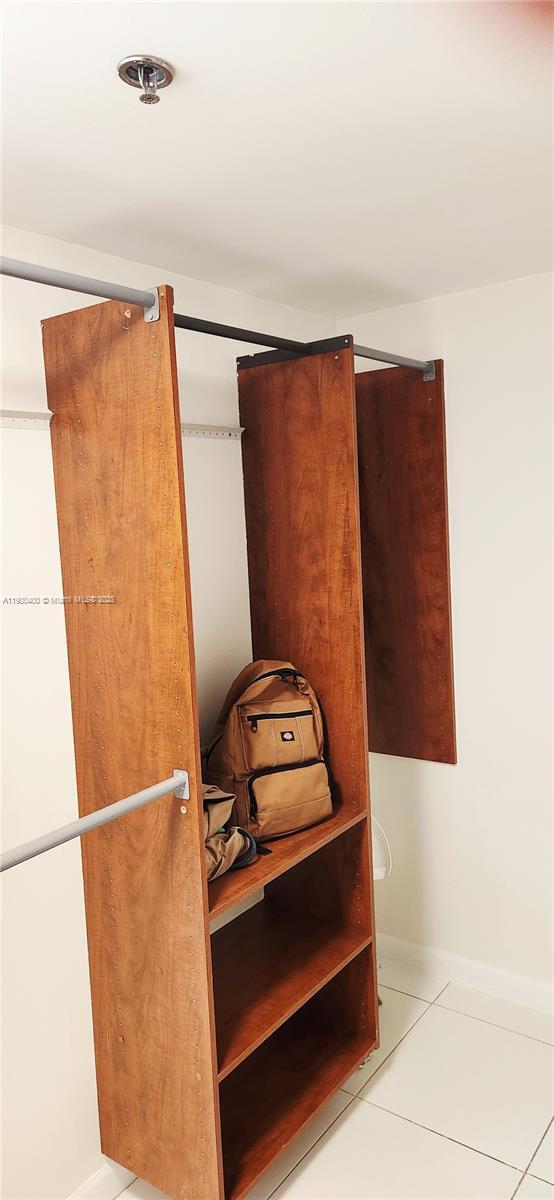 Building Photo - 7601 Dickens Ave