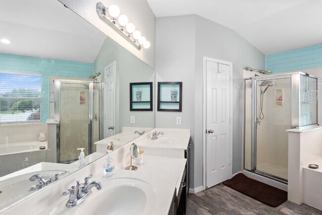 Building Photo - "FREE 2 WEEKS RENT! Spacious 4-Bedroom Oasis with 3.5 Baths at Harker Heights - 3,070 Sq Ft of Co...