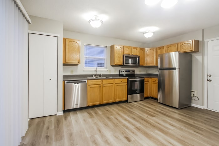 Building Photo - 824 Olmsted Dr