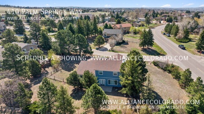 Building Photo - 410 Palm Springs Way