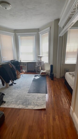 Building Photo - 86 Saint Stephen St