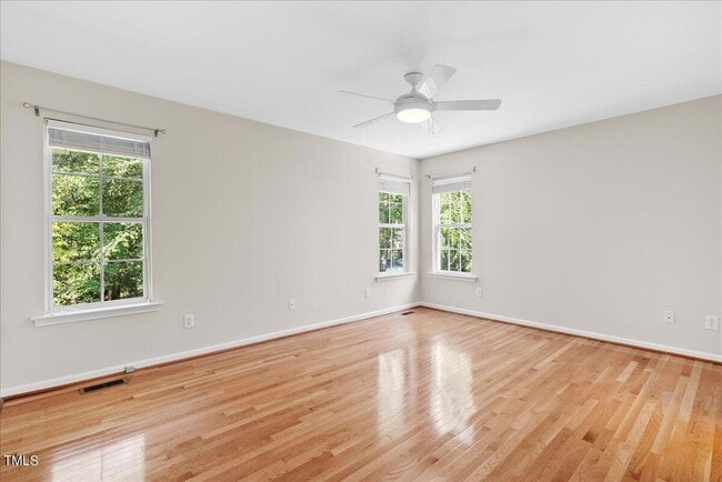 Building Photo - 624 Deacon Ridge St