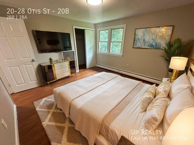 Building Photo - 20-28 Otis St-20B