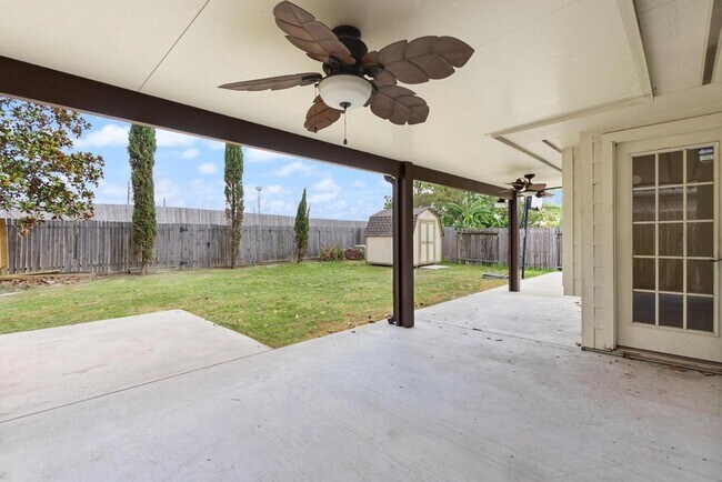 Building Photo - 10638 Desert Springs Cir