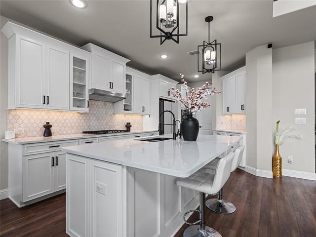 Building Photo - 2333 Willow Garden Dr