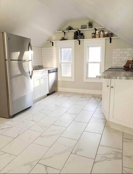 Kitchen - 65 Summer St