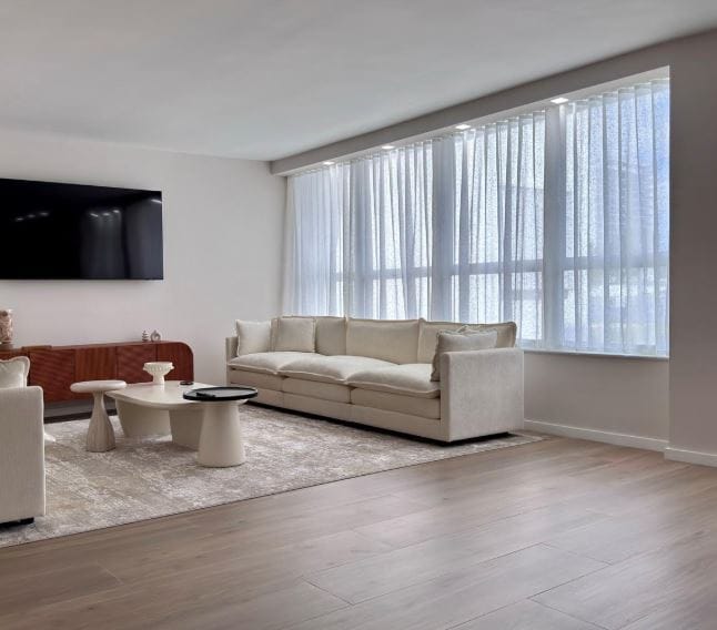 Building Photo - 10230 Collins Ave