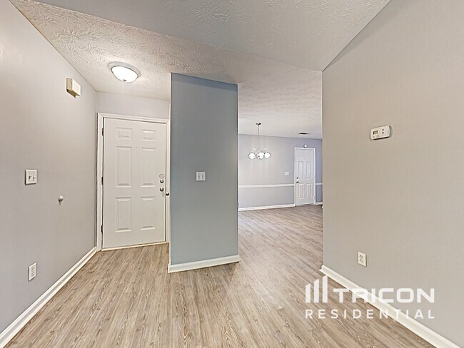 Building Photo - 2340 Amber Hills Way