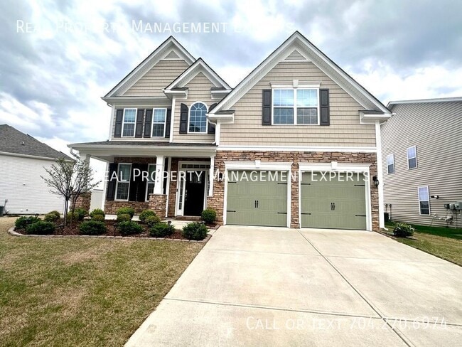 Building Photo - 2166 Black Forest Cove