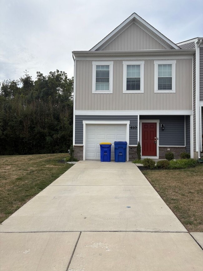 Primary Photo - 3 Bedroom 2.5 Bath Townhouse Locust Run No...