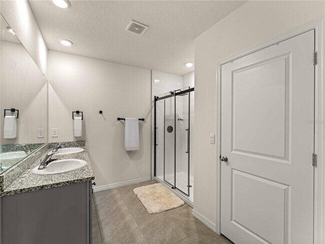 Building Photo - 17737 Canopy Pl