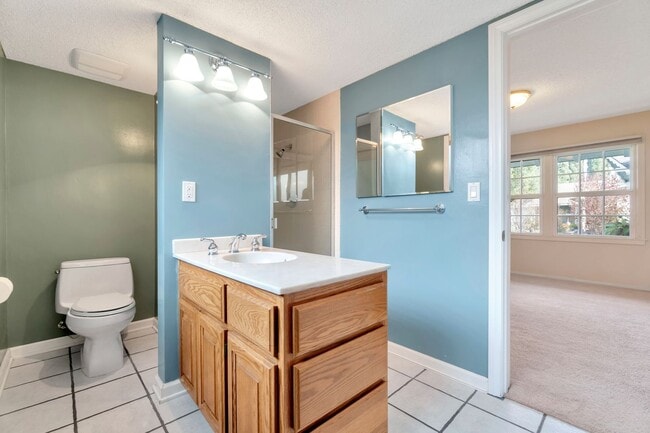 Building Photo - Charming Rossmoor Home