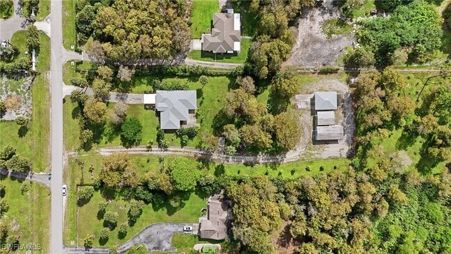 Building Photo - 391 8th St SE