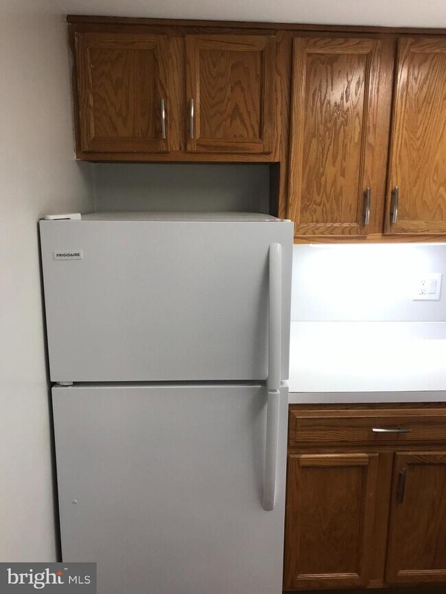 Building Photo - 1902 Wallace St