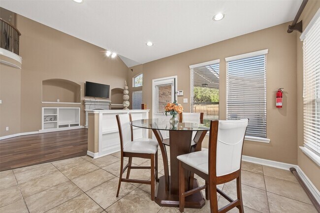 Building Photo - 21103 Falcon Creek Ct