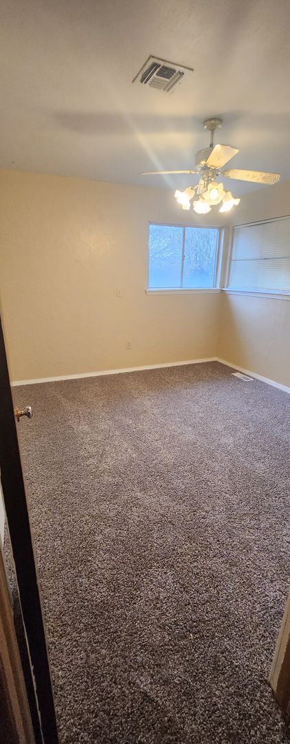 Building Photo - close to Goodyear... New Carpet! More phot...