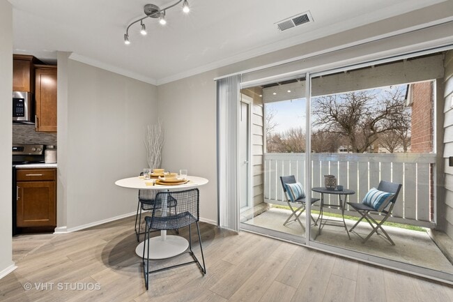 Building Photo - 1600 Buttonwood Cir