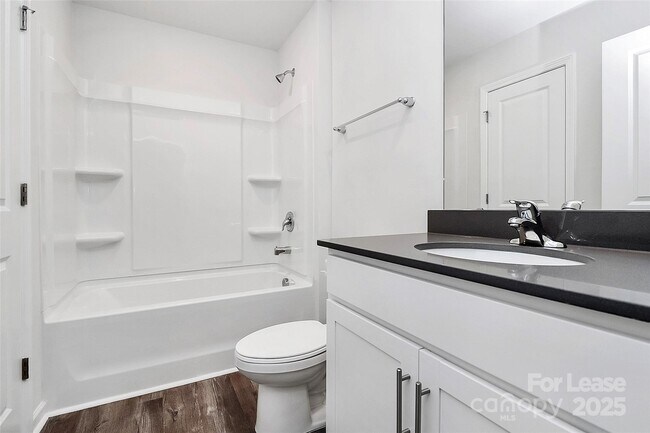 Building Photo - 2927 Penninger Cir