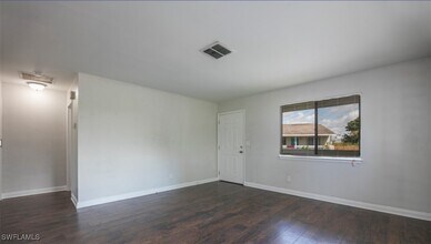 Building Photo - 2455 Thomasson Dr