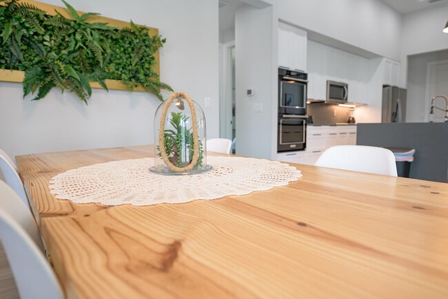 Building Photo - 3432 SW 8th St