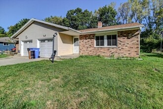 Building Photo - 4603 Dennis Dr