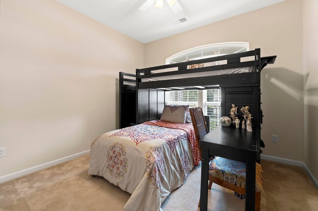 Building Photo - 2704 Brownstone Cir